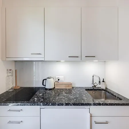 Bijou Du - Mit Pool Und Privatstrand Därligen