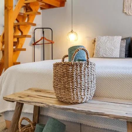 Bijou Du - Mit Pool Und Privatstrand דירה